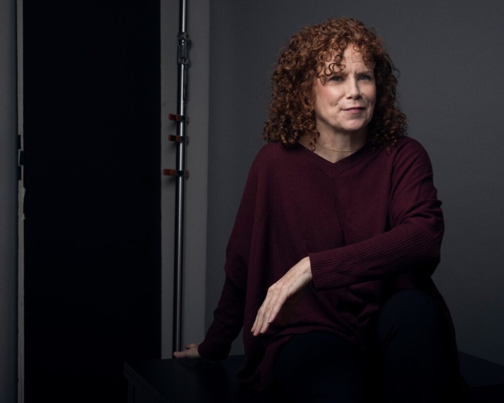 Amy Stiller Wiki, Alter (Ben Stillers Schwester) Biografie, Familie & Fakten amy stiller