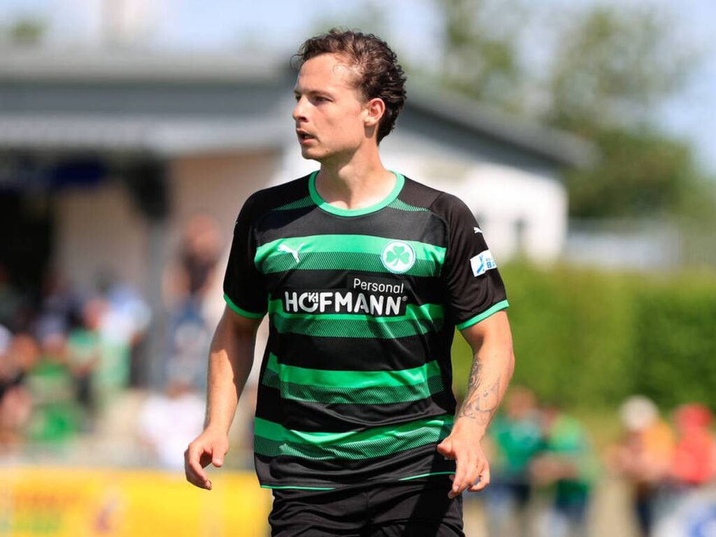 Elias Beckenbauer: Der Weg eines Fußballstars elias beckenbauer