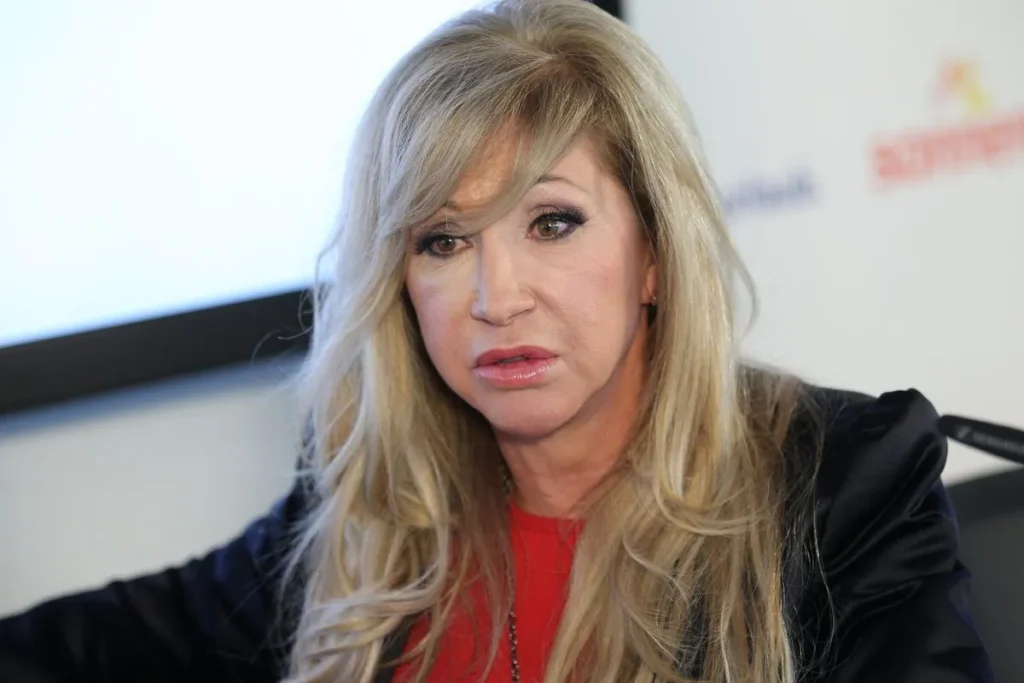 Carmen Geiss ungeschminkt – So sieht sie wirklich aus! carmen geiss ungeschminkt