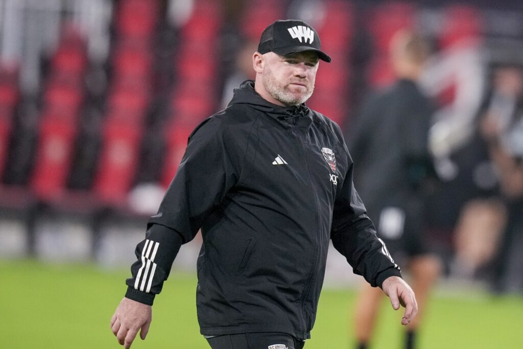Wayne Rooney will einen Platz in Evertons Trainerbank im Bramley-Moore Dock wayne rooney