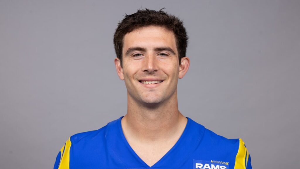 Vermögen, Alter, Eltern, Ehefrau, Größe, Biografie und Neuigkeiten von Stetson Bennett stetson bennett