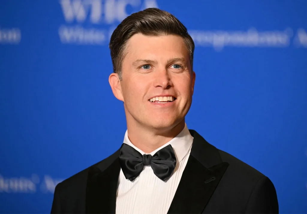 Verlässt Colin Jost SNL? Das Gerücht erklärt colin jost