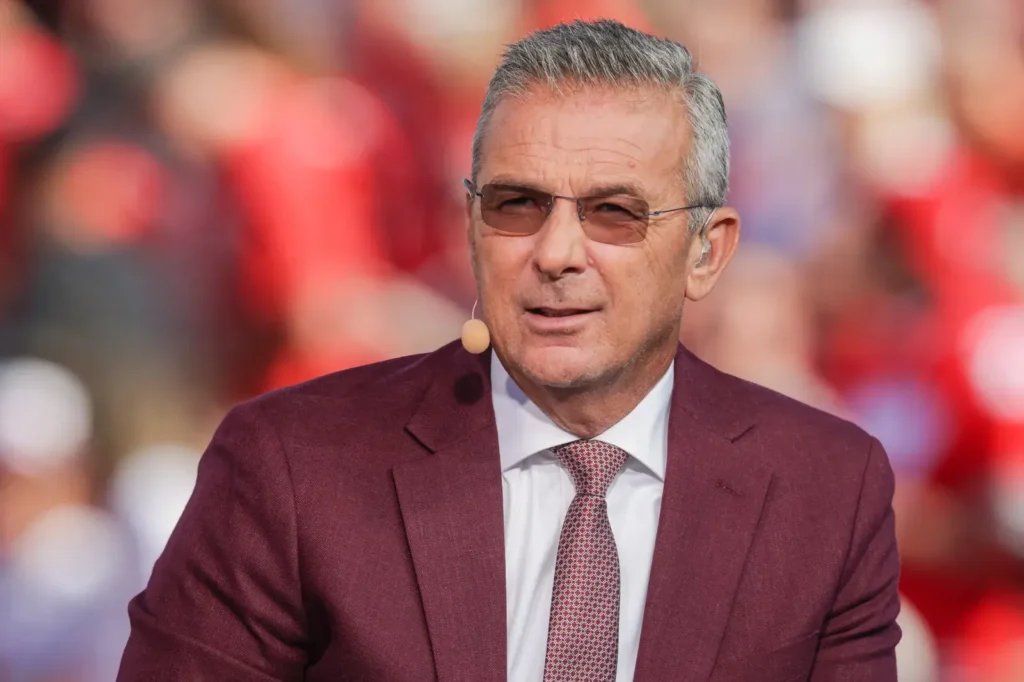 Gehalt, Tochter, Ehefrau, Vermögen und Trainerbilanz von Urban Meyer urban meyer