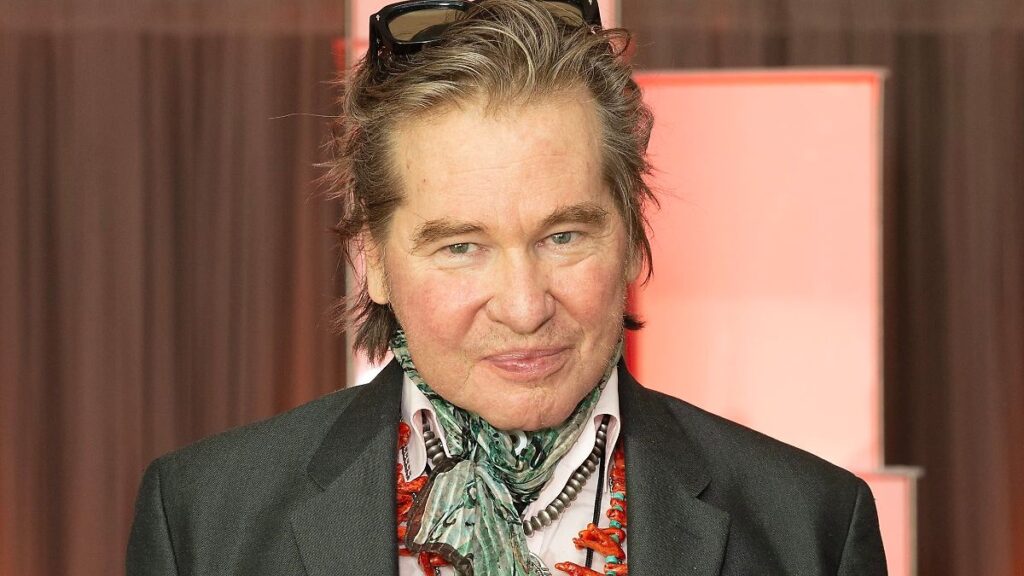 Val Kilmer Krankheit – Faktencheck 2026: Kehlkopfkrebs, Stimme, Gesundheitszustand, „Top Gun“, Familie und die bewegende Geschichte des Hollywood-Stars val kilmer krankheit